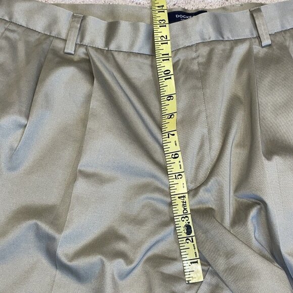 Dockers D3 Classic Fit Y2K Pleat Front Pants Beige  Signature Khaki Size 38 X 29 - Picture 6 of 9